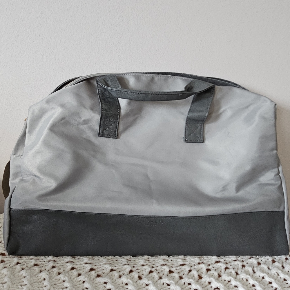 NWT Azzaro Gray Weekender Duffle Bag